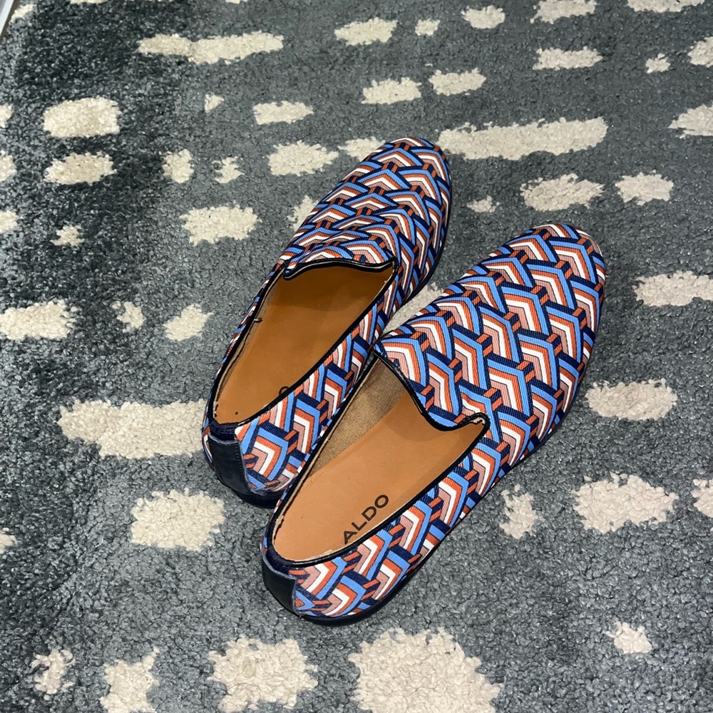 ALDO Women's Geometric Blue and Red Loafers